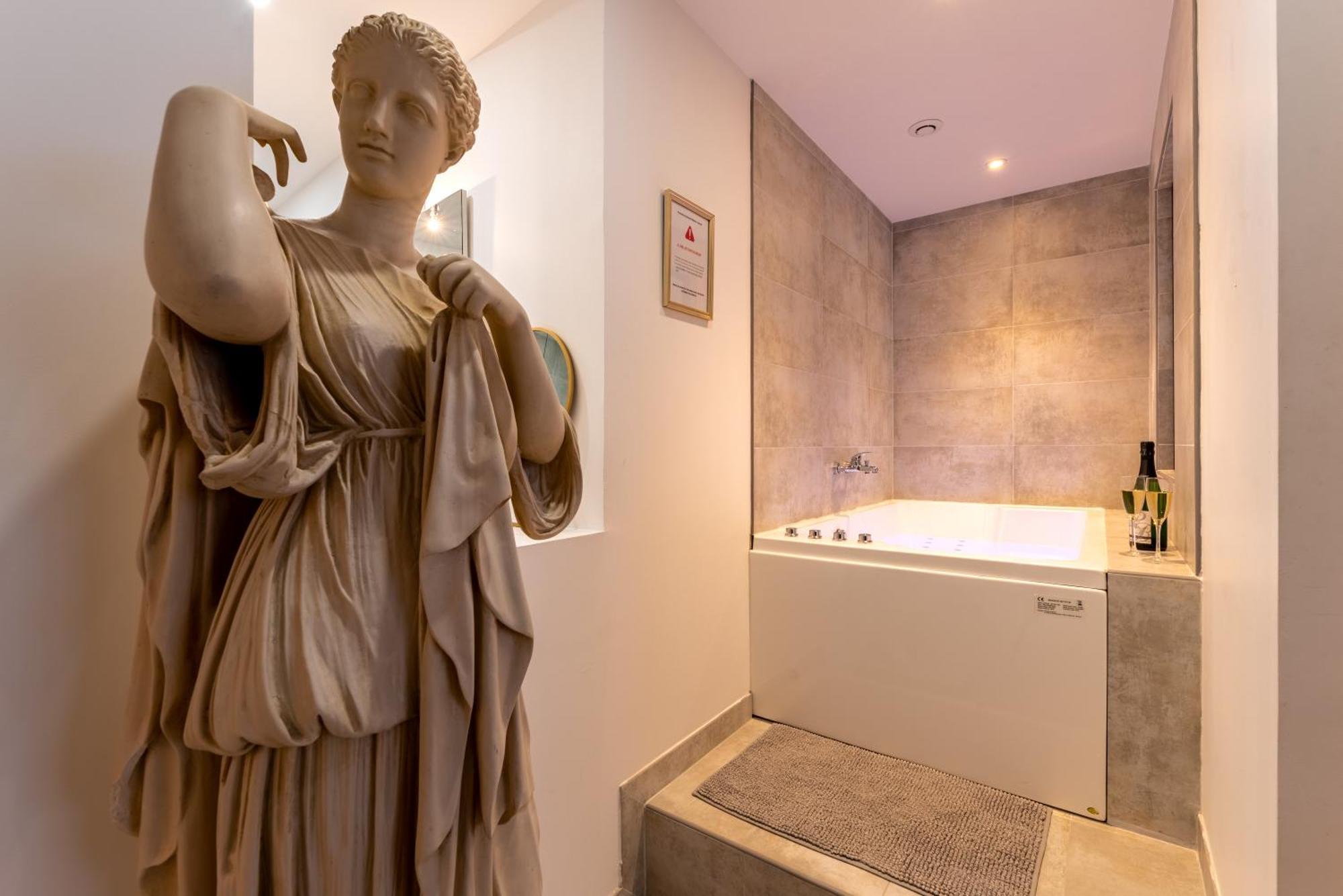 Le Fruit Defendu "Love Room" Jacuzzi Centre Ville Rouen Exterior foto