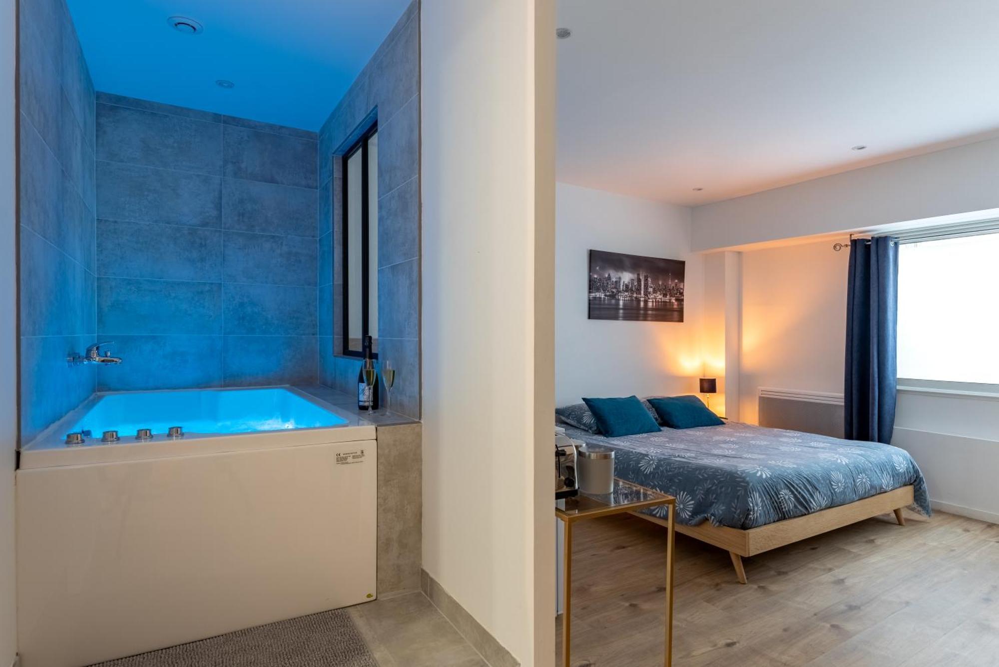 Le Fruit Defendu "Love Room" Jacuzzi Centre Ville Rouen Exterior foto